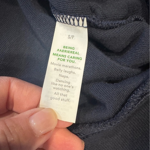 Navy and Blue Chevron Fleece Pullover by AERIE💙cute comfy cozy💙see pic 4 details - Picture 10 of 10